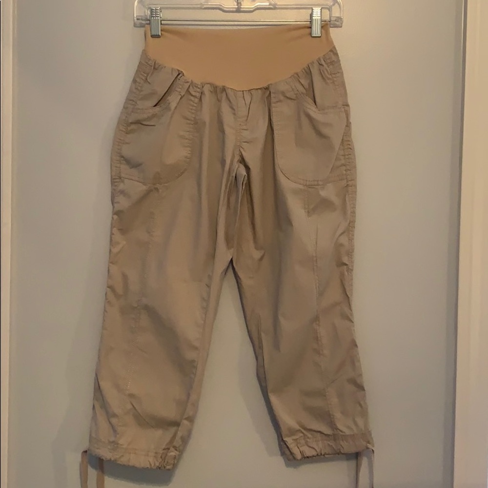 Oh Baby Motherhood Maternity Capris